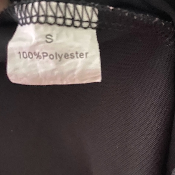 Women’s Elegant Black Ruffle Sleeve Top Size Small - Picture 8 of 9